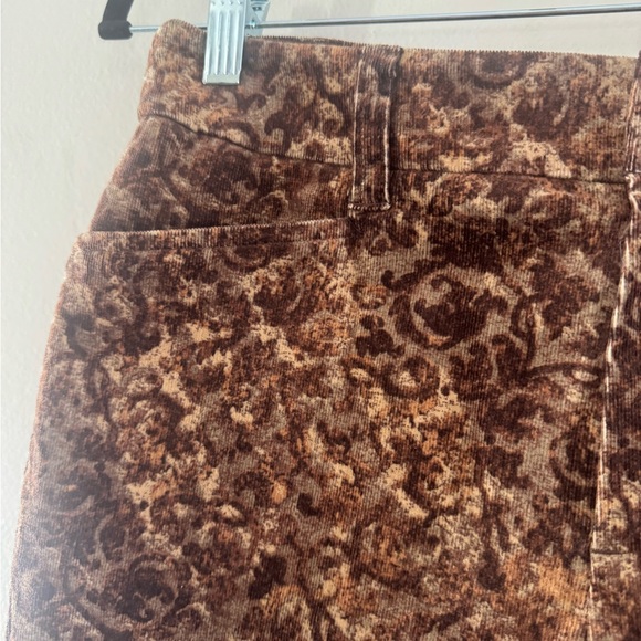 Retro Stunning PatternJones New York Country Brown Floral Velvet Pants | Size 4 - Picture 3 of 8